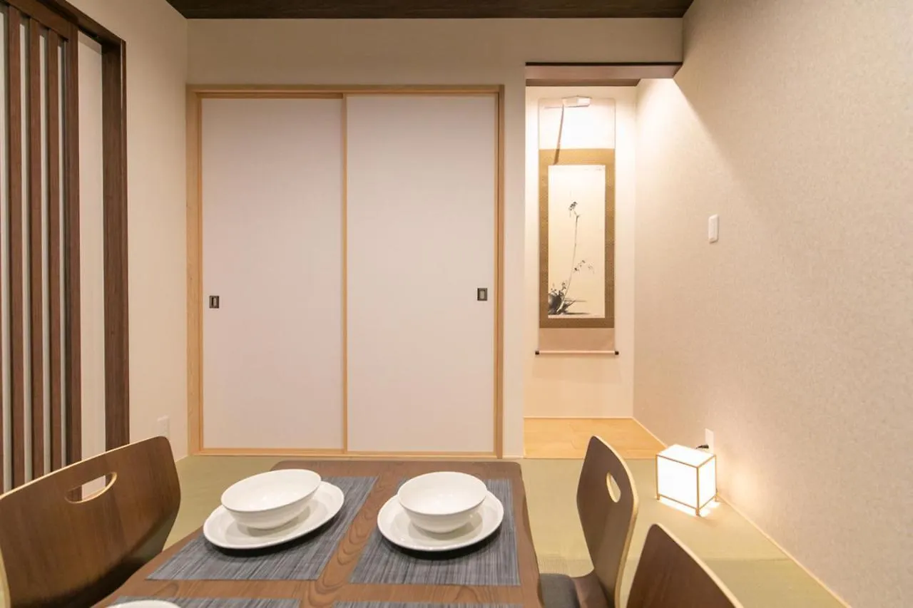 Casa Grapp Nishikujyo Apartment Osaka