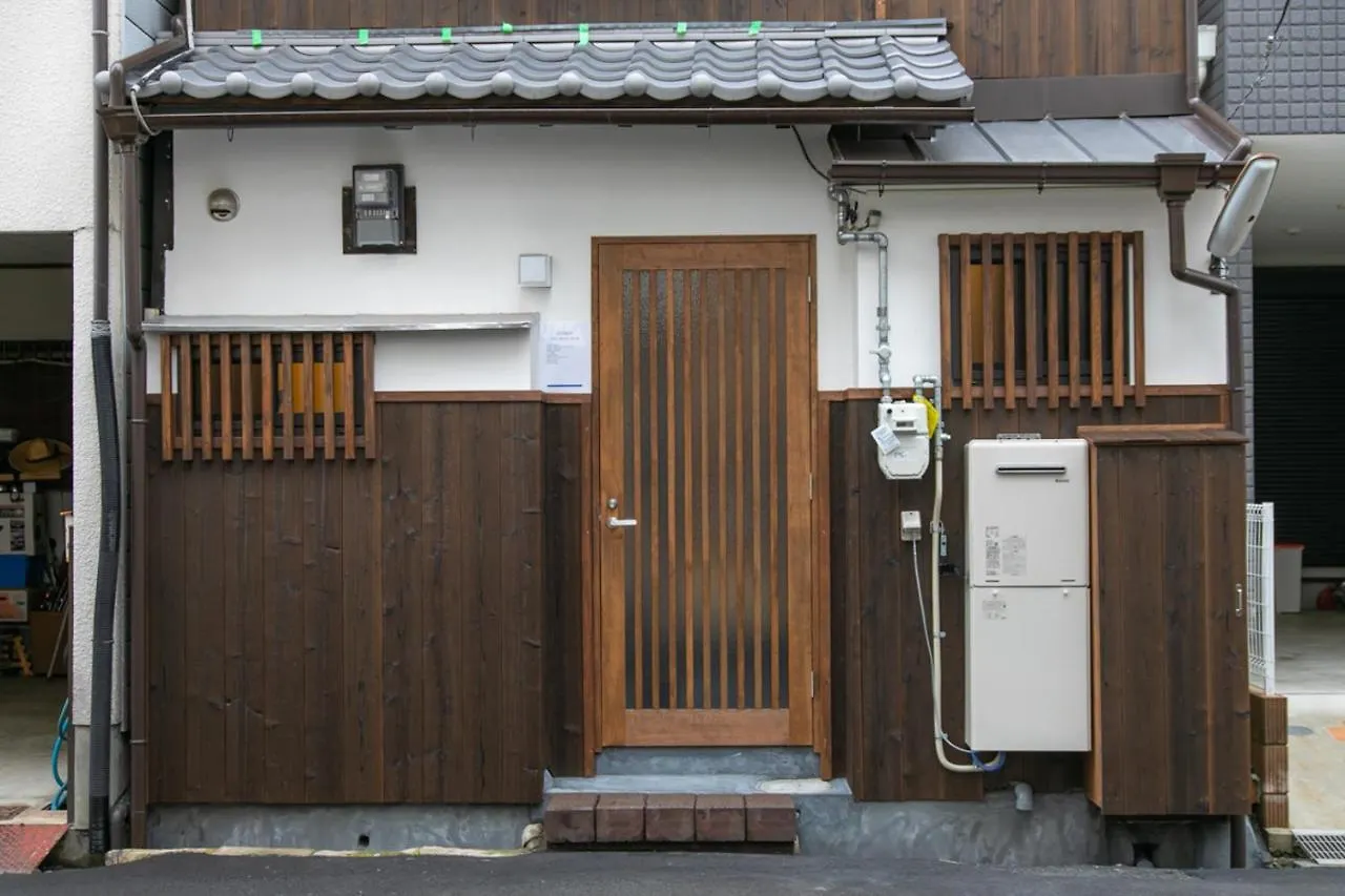 Casa Grapp Nishikujyo Apartment Osaka